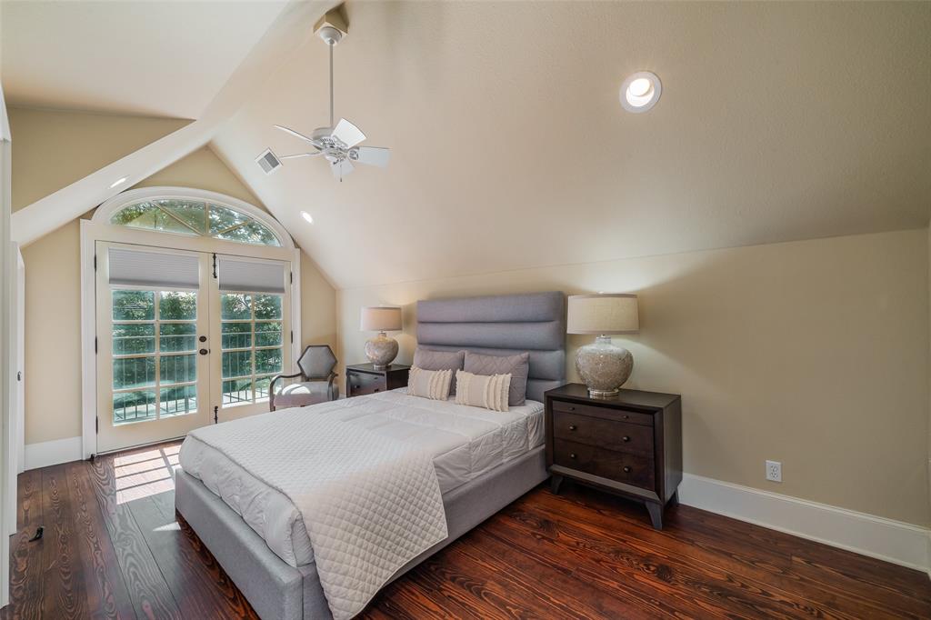 2315 Routh Street Dallas, TX 75201 - Photo 23 of 38 3rd floor bedroom with ensuite bath