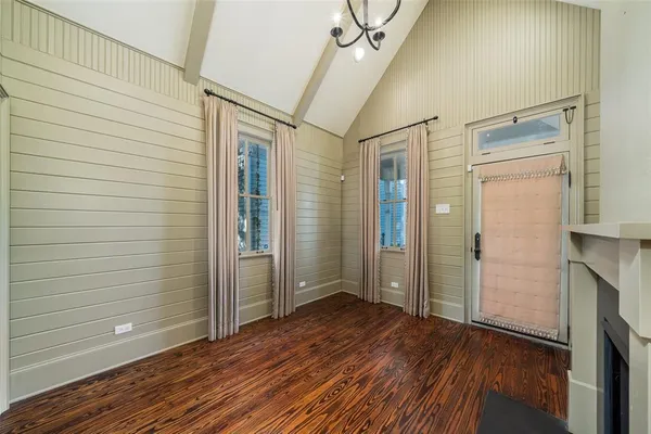 $1,900,000 | 2315 Routh Street, Dallas, TX 75201