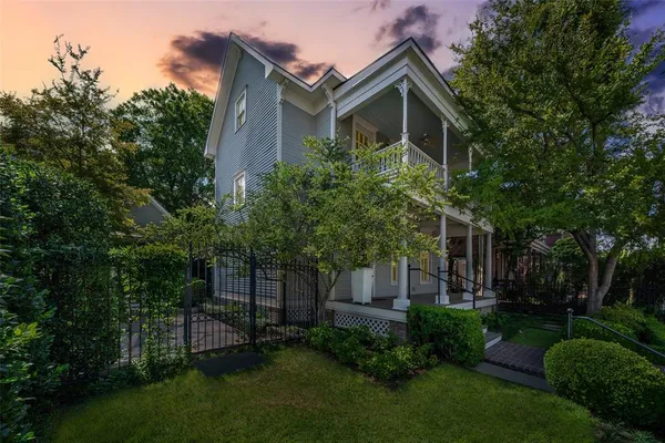 $1,900,000 | 2315 Routh Street, Dallas, TX 75201