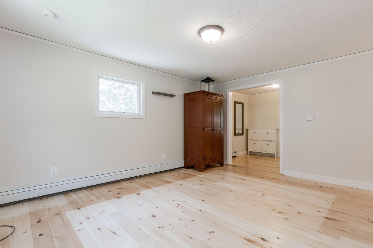 153 Pownal Road Freeport, ME 04032 - Photo 20 of 33 21