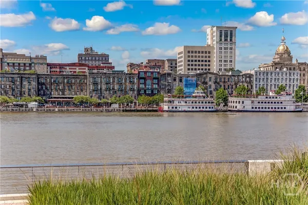 $965,000 | 960 Reserve Circle, Savannah, GA 31421