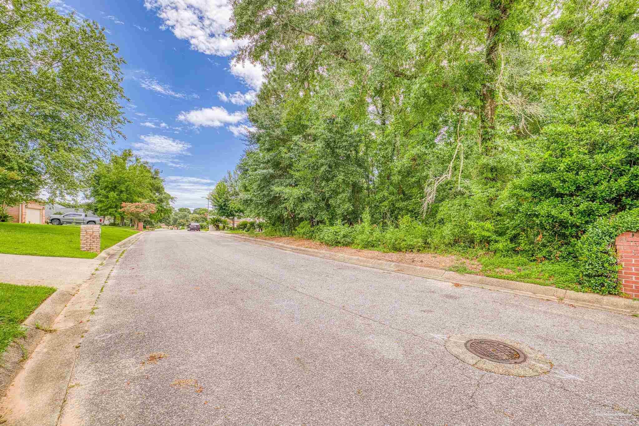 2054 Downing Drive Pensacola, FL 32505 - Photo 3 of 49