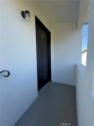 $2,400 | 521 West 78th Street, Los Angeles, CA 90044