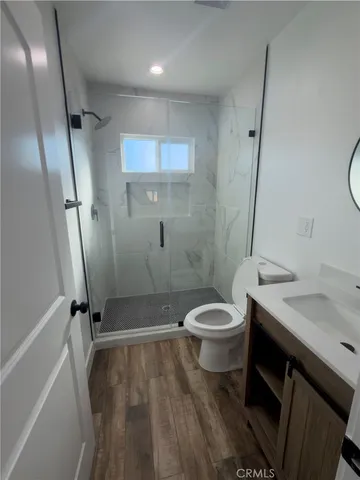 $2,400 | 521 West 78th Street, Los Angeles, CA 90044