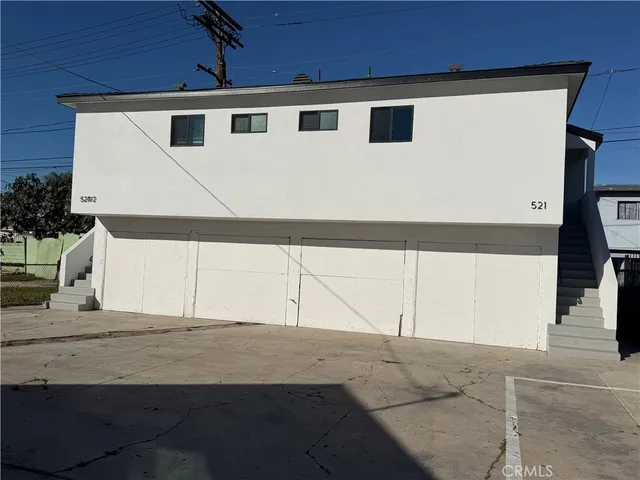 $2,400 | 521 West 78th Street, Los Angeles, CA 90044