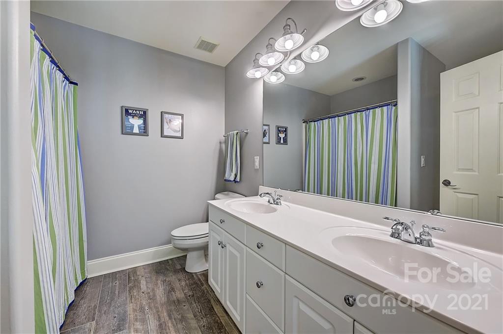 7081 Harbor Court Tega Cay, SC 29708 - Photo 24 of 45 Gallery Image 24