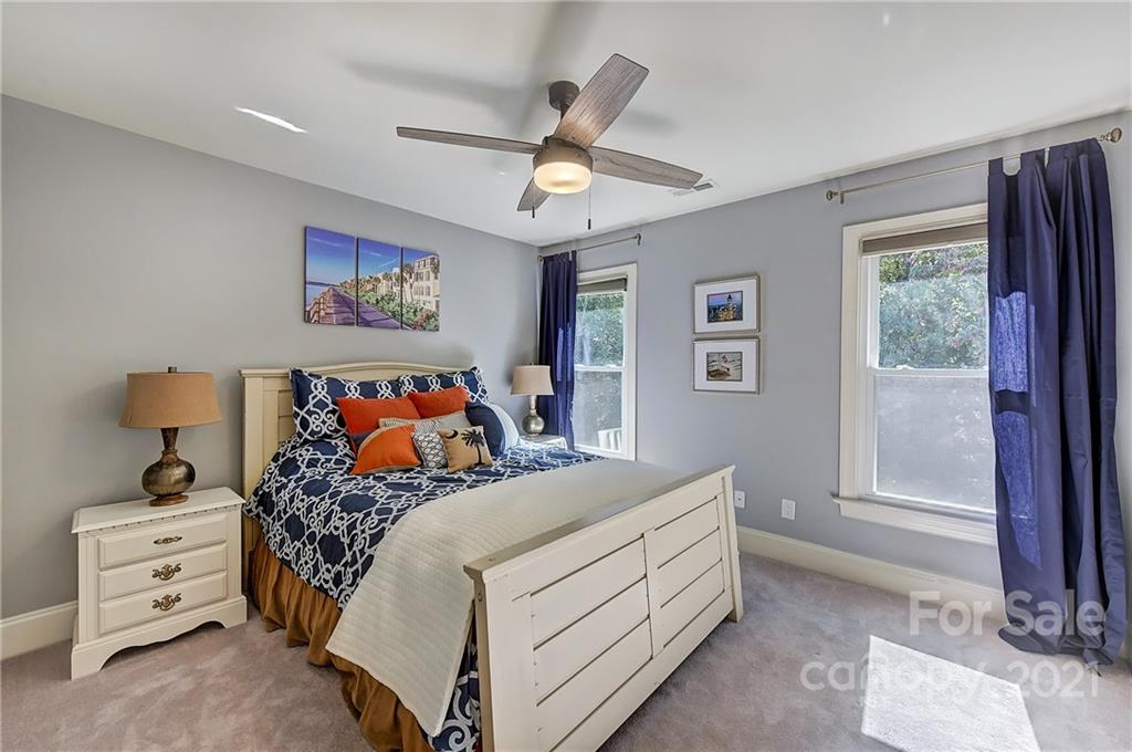 7081 Harbor Court Tega Cay, SC 29708 - Photo 27 of 45 Gallery Image 27