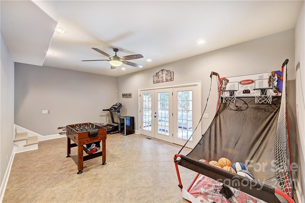 7081 Harbor Court Tega Cay, SC 29708 - Photo 28 of 45 Gallery Image 28