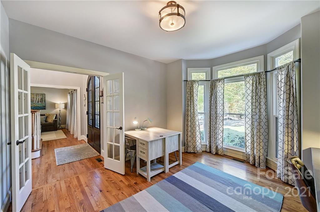 7081 Harbor Court Tega Cay, SC 29708 - Photo 5 of 45 Gallery Image 5