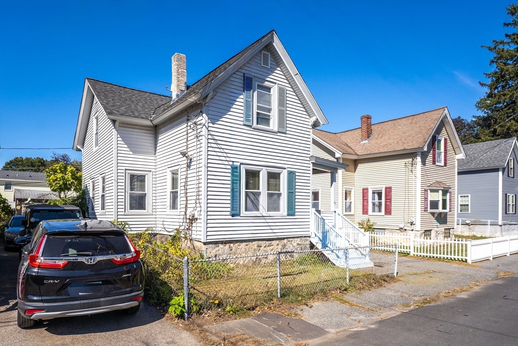 25 West 5th Avenue Lowell, MA 01854 - Photo 19 of 22