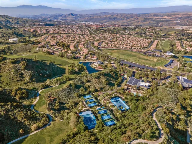 $839,000 | 9116 Pinyon Point Court, Corona, CA 92883