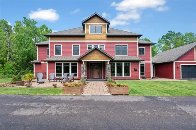 $1,195,000 | 1753 Old North Shore Road, Duluth, MN 55804