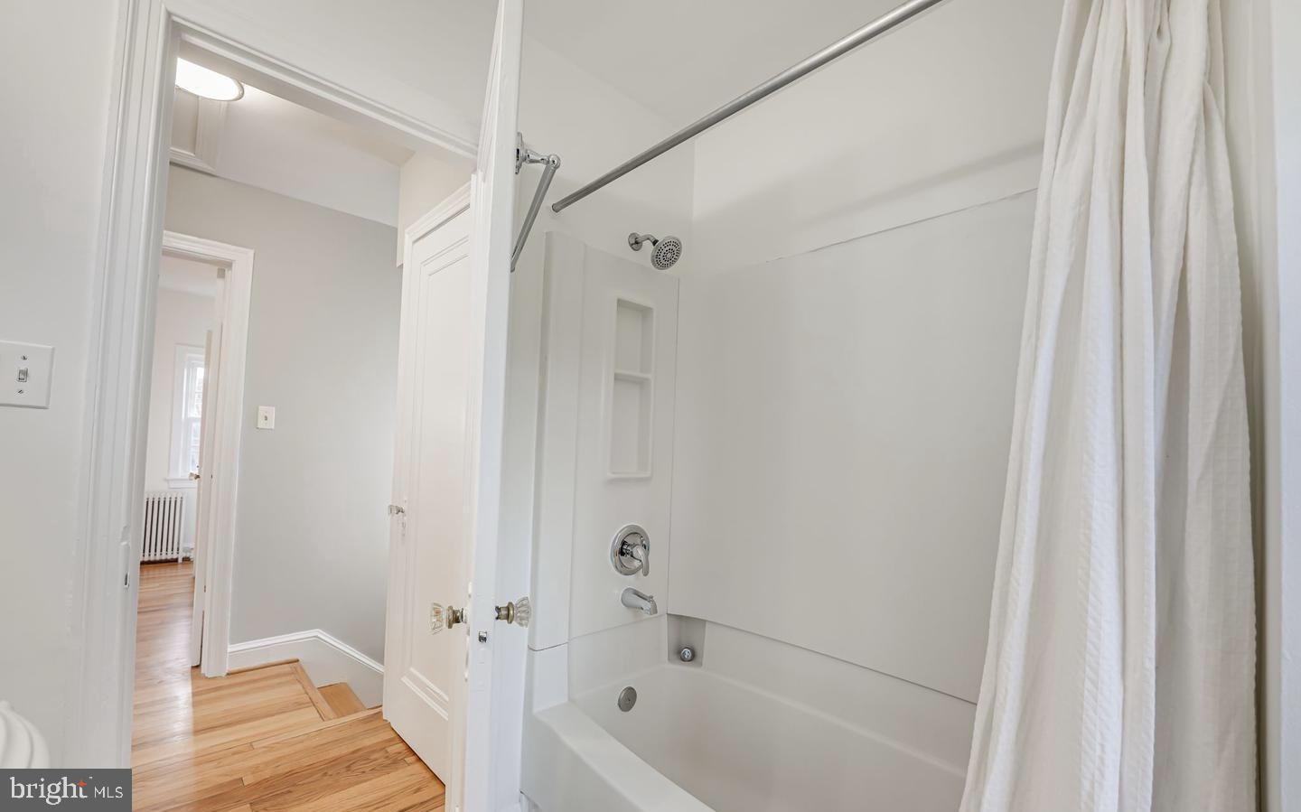 114 North Cleveland Street Arlington, VA 22201 - Photo 17 of 28