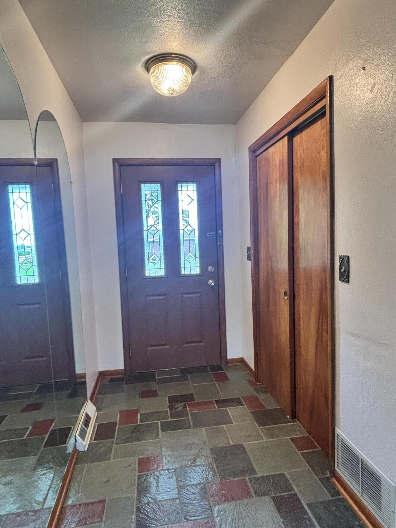 570 East Amsler Road Rensselaer, IN 47978 - Photo 14 of 27 1500x2000