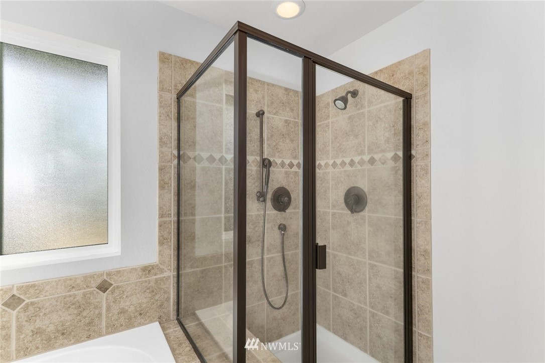 2625 Northeast 23rd Street Renton, WA 98056 - Photo 14 of 25