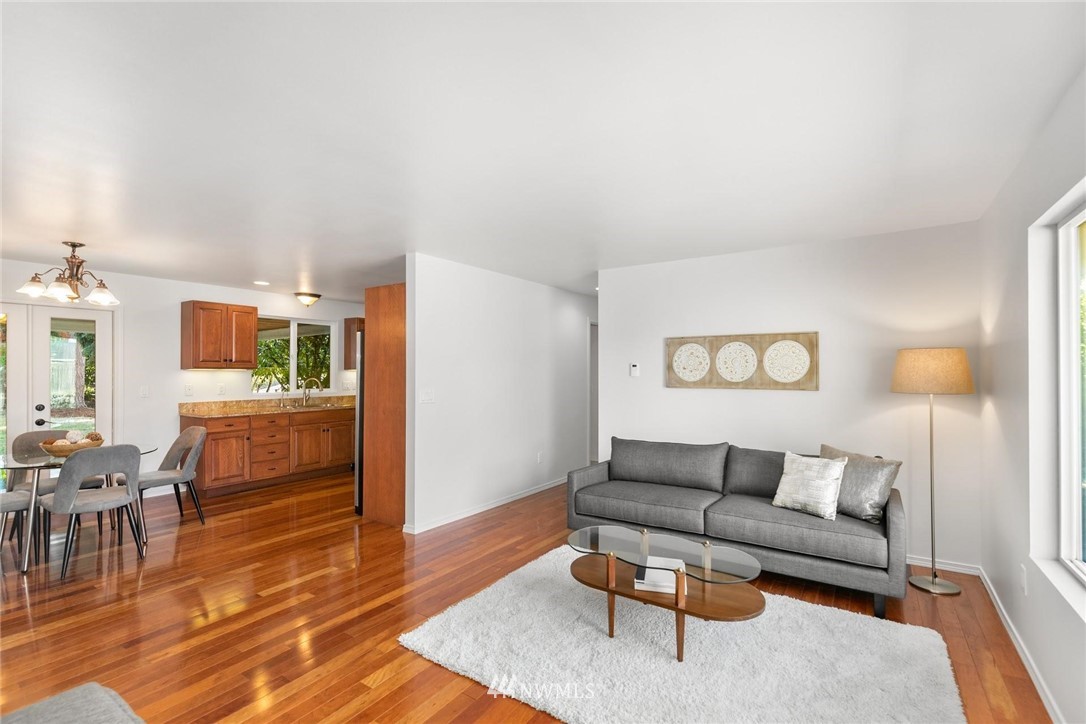 2625 Northeast 23rd Street Renton, WA 98056 - Photo 4 of 25