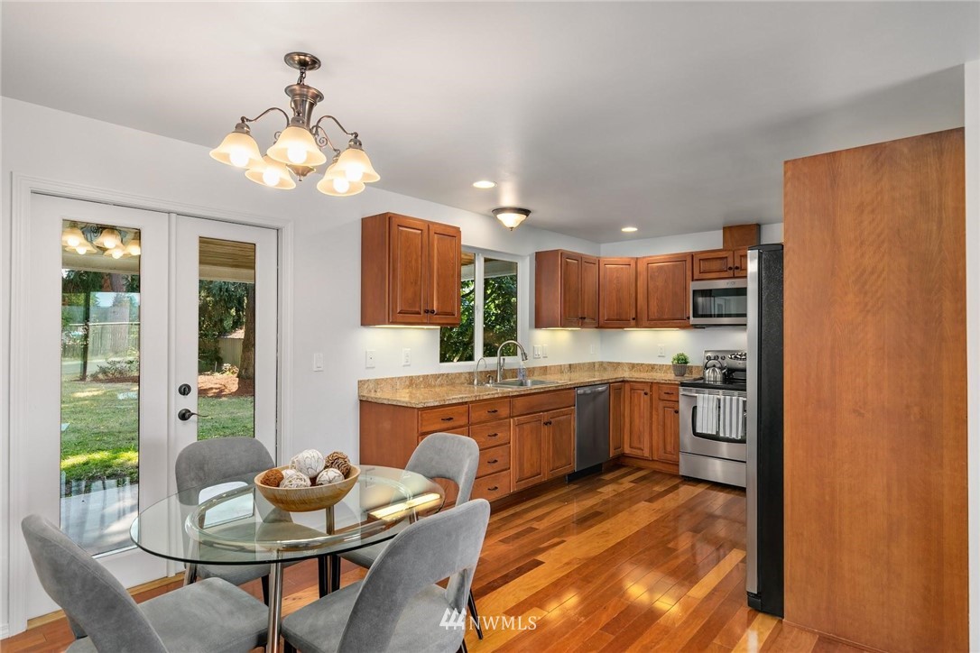 2625 Northeast 23rd Street Renton, WA 98056 - Photo 7 of 25