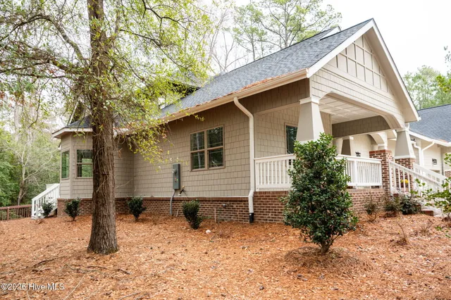 $585,000 | 121 Lamplighter Village Drive, Pinehurst, NC 28374