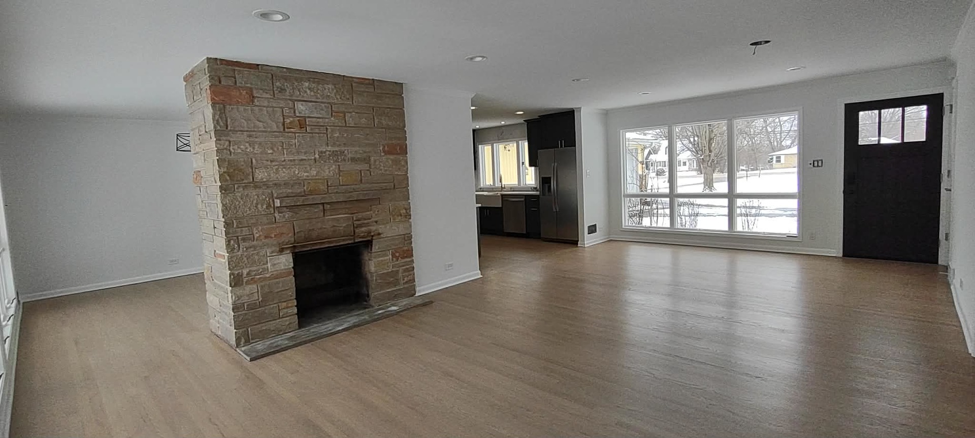 71 North Ela Road Palatine, IL 60067 - Photo 4 of 23