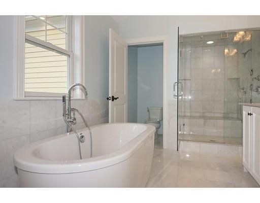 $1,525,000 | 20 Bullens Way, Canton, MA 02021