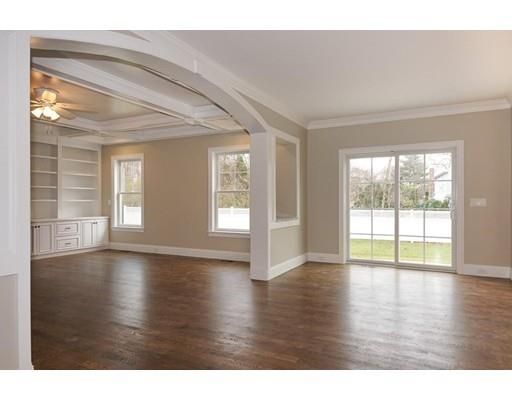 $1,525,000 | 20 Bullens Way, Canton, MA 02021