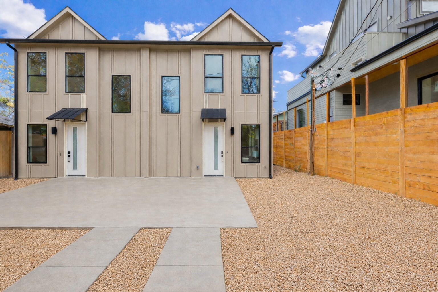 1709 Maple Avenue, Unit 2B Austin, TX 78702 - Photo 27 of 28 Photo is virtually enhanced