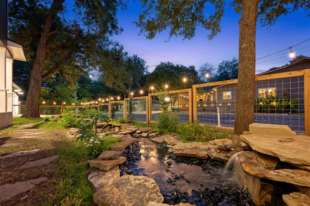 4604-1 Santa Anna Street Austin, TX 78721 - Photo 7 of 7 not sure