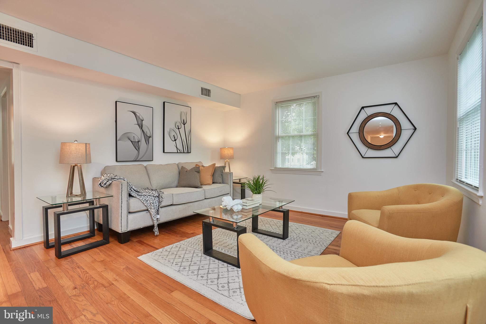 2248 Washington Avenue, Unit W102 Silver Spring, MD 20910 - Photo 11 of 28 Enjoy your large living space.