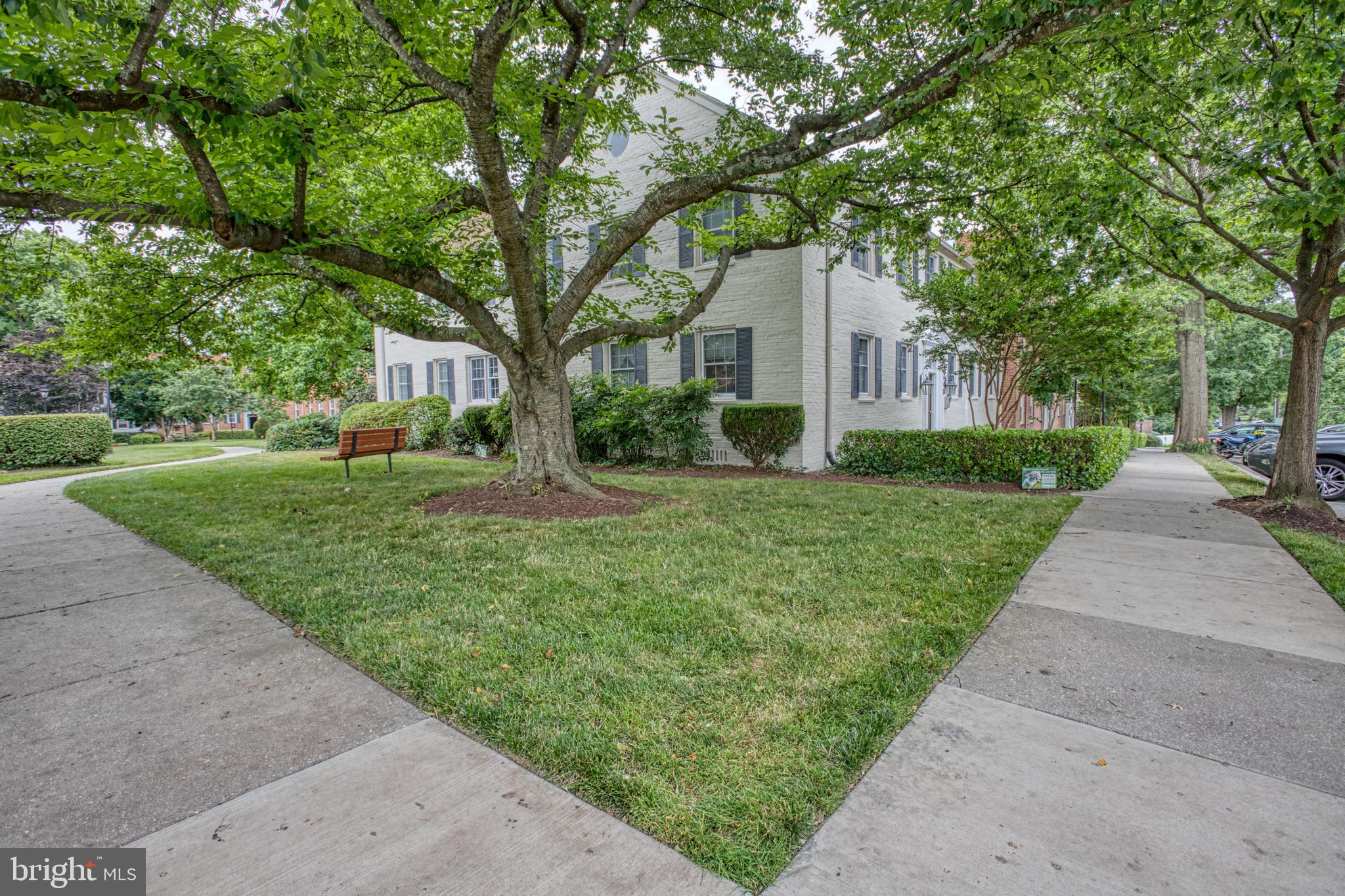 2248 Washington Avenue, Unit W102 Silver Spring, MD 20910 - Photo 23 of 28 Beautiful grounds.
