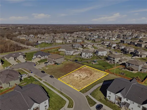 $145,000 | 28324 West 164th Street, Gardner, KS 66030