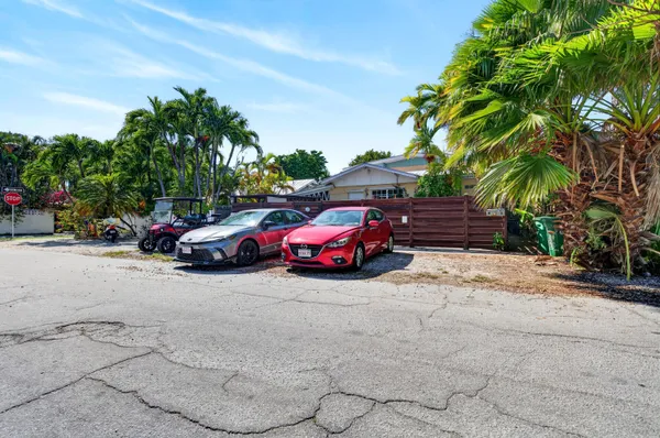 $1,500,000 | 1821 Harris Avenue, Key West, FL 33040