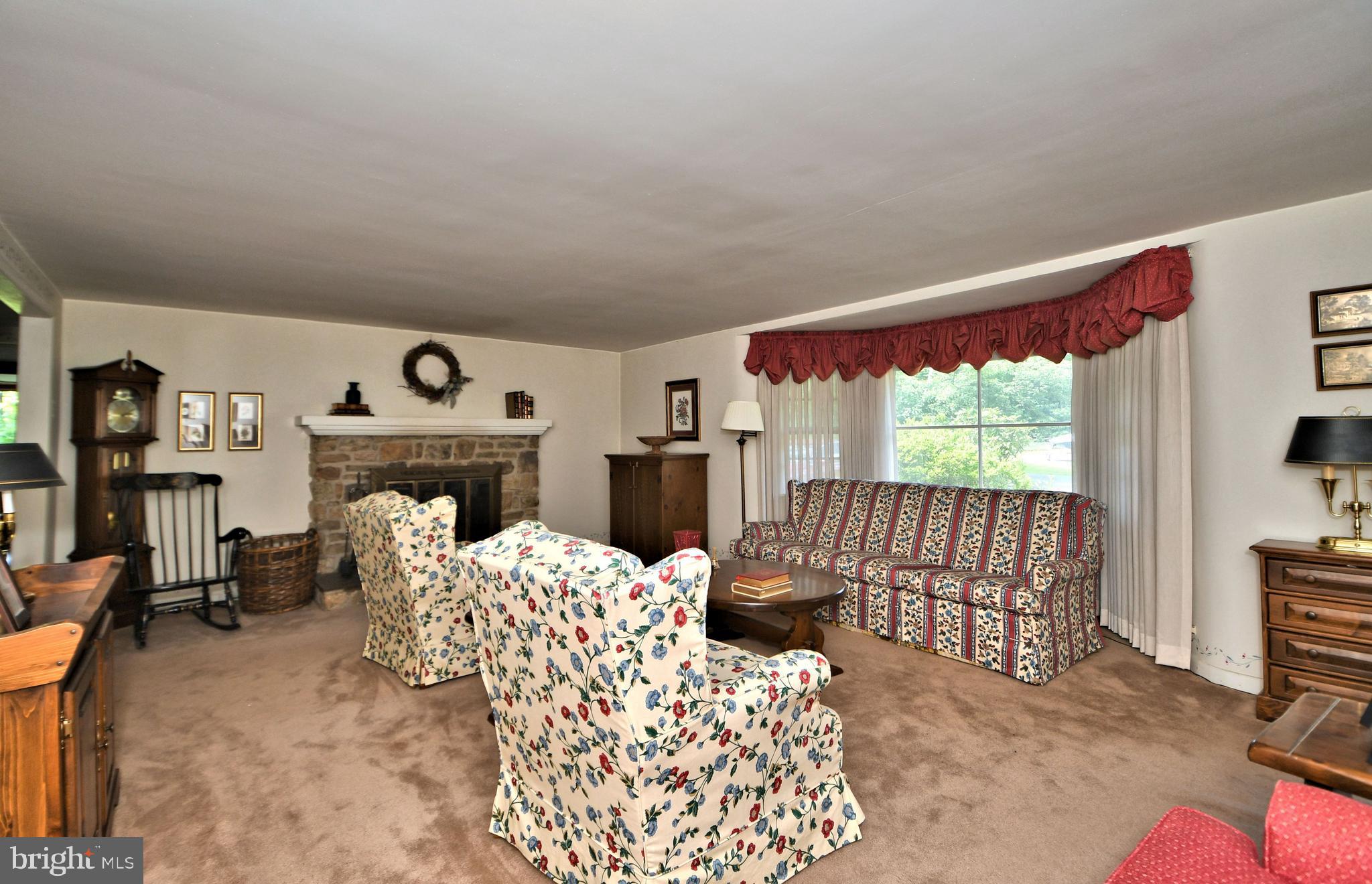 35 Blythewood Road Doylestown, PA 18901 - Photo 10 of 25