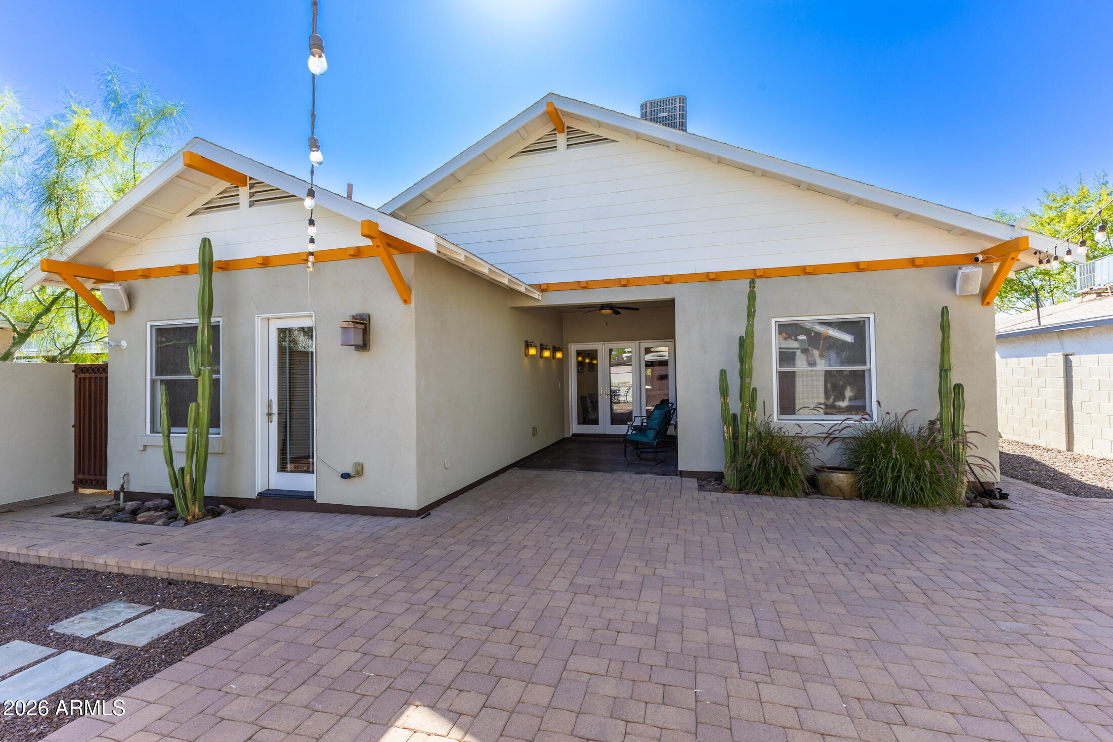 2517 North 8th Street Phoenix, AZ 85006 - Photo 34 of 48 a view of a house with a yard