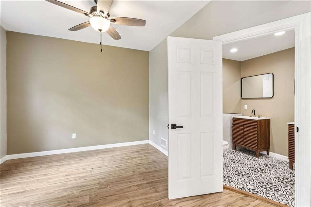 515 Peebles Street Pittsburgh, PA 15221 - Photo 32 of 50