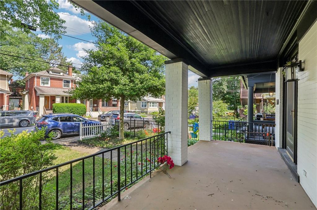 515 Peebles Street Pittsburgh, PA 15221 - Photo 5 of 50