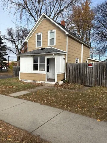 $139,900 | 428 10th Avenue North, St. Cloud, MN 56303