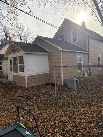 $129,900 | 428 10th Avenue North, St. Cloud, MN 56303