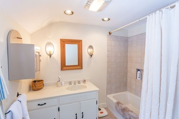 158 River Road Topsfield, MA 01983 - Photo 20 of 30 Gallery Image 20