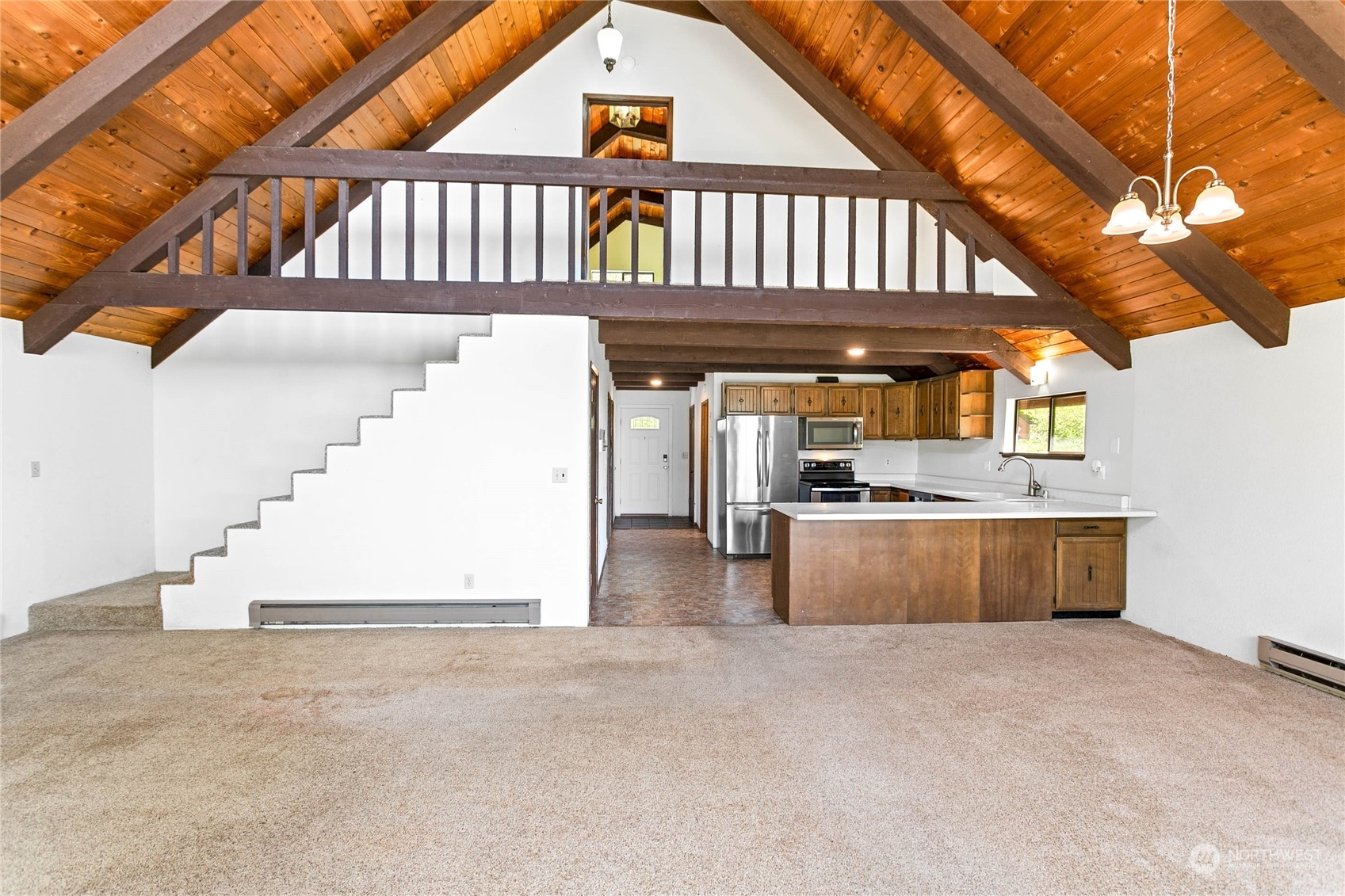 6402 Goodwin Road Everson, WA 98247 - Photo 16 of 39 a view of entryway and kitchen