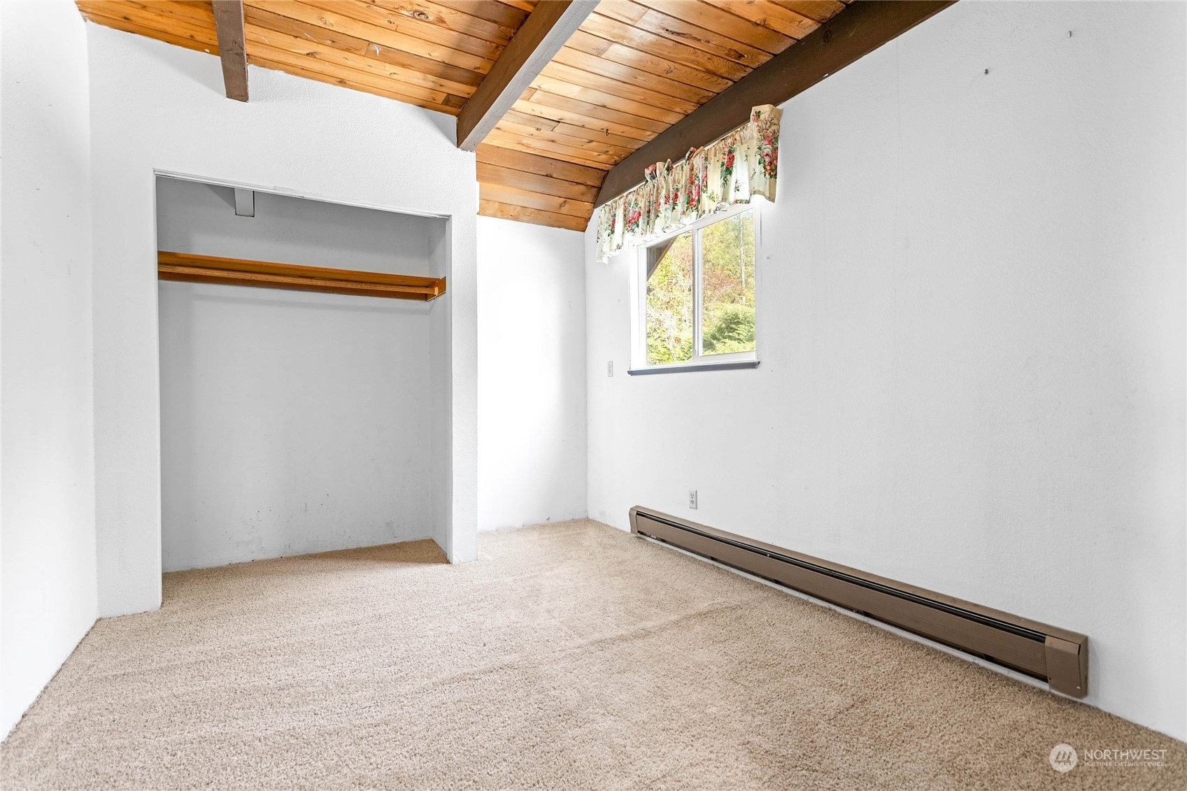 6402 Goodwin Road Everson, WA 98247 - Photo 6 of 39 a view of an empty room