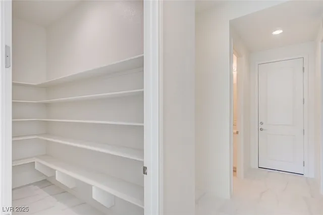 $5,499 | 555 Jerry Bird Court, Las Vegas, NV 89123