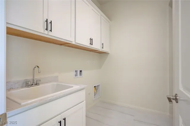 $5,499 | 555 Jerry Bird Court, Las Vegas, NV 89123