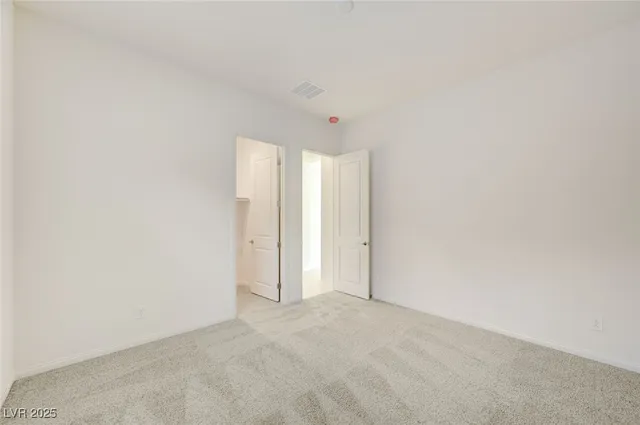 $5,499 | 555 Jerry Bird Court, Las Vegas, NV 89123