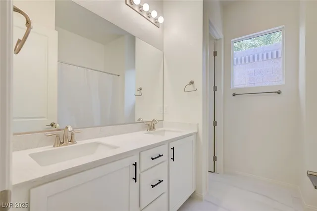 $5,499 | 555 Jerry Bird Court, Las Vegas, NV 89123