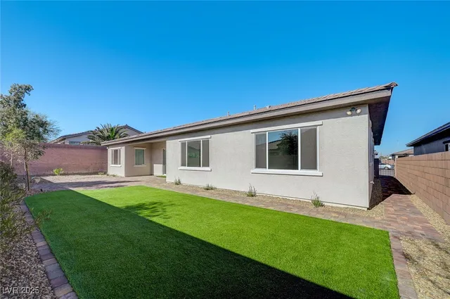 $5,499 | 555 Jerry Bird Court, Las Vegas, NV 89123