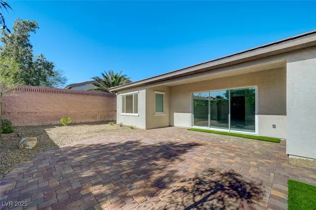 $5,499 | 555 Jerry Bird Court, Las Vegas, NV 89123