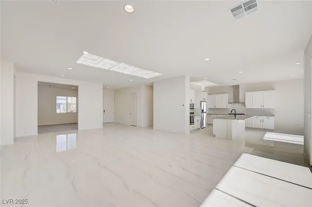 $5,499 | 555 Jerry Bird Court, Las Vegas, NV 89123