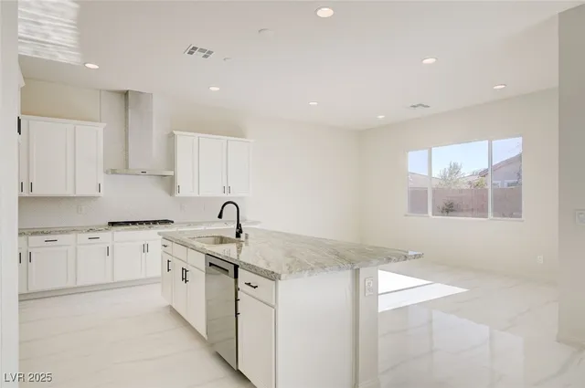 $5,499 | 555 Jerry Bird Court, Las Vegas, NV 89123