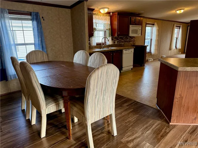 $74,900 | 1218 Maplewood Drive, Lockport Town, NY 14094