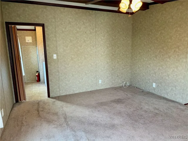 $74,900 | 1218 Maplewood Drive, Lockport Town, NY 14094